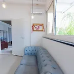 Surf Flat